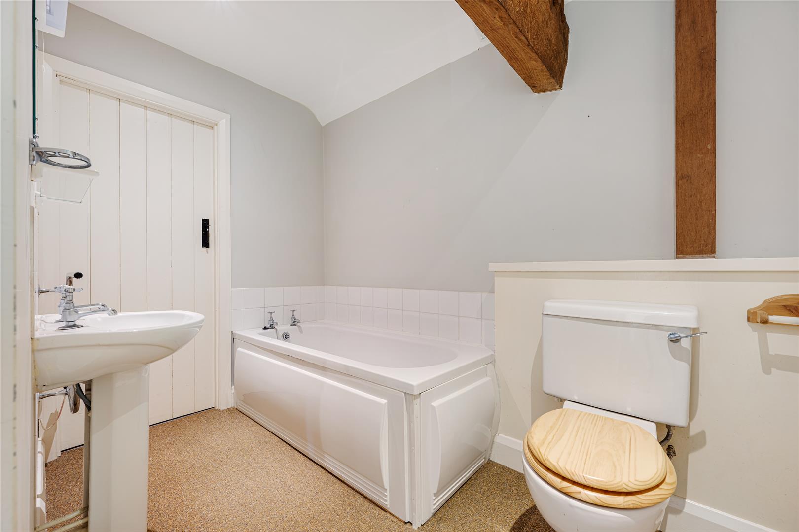 Broome Hall Farm, Chatwall, Church Stretton, SY6 7LD | Estate Agents ...